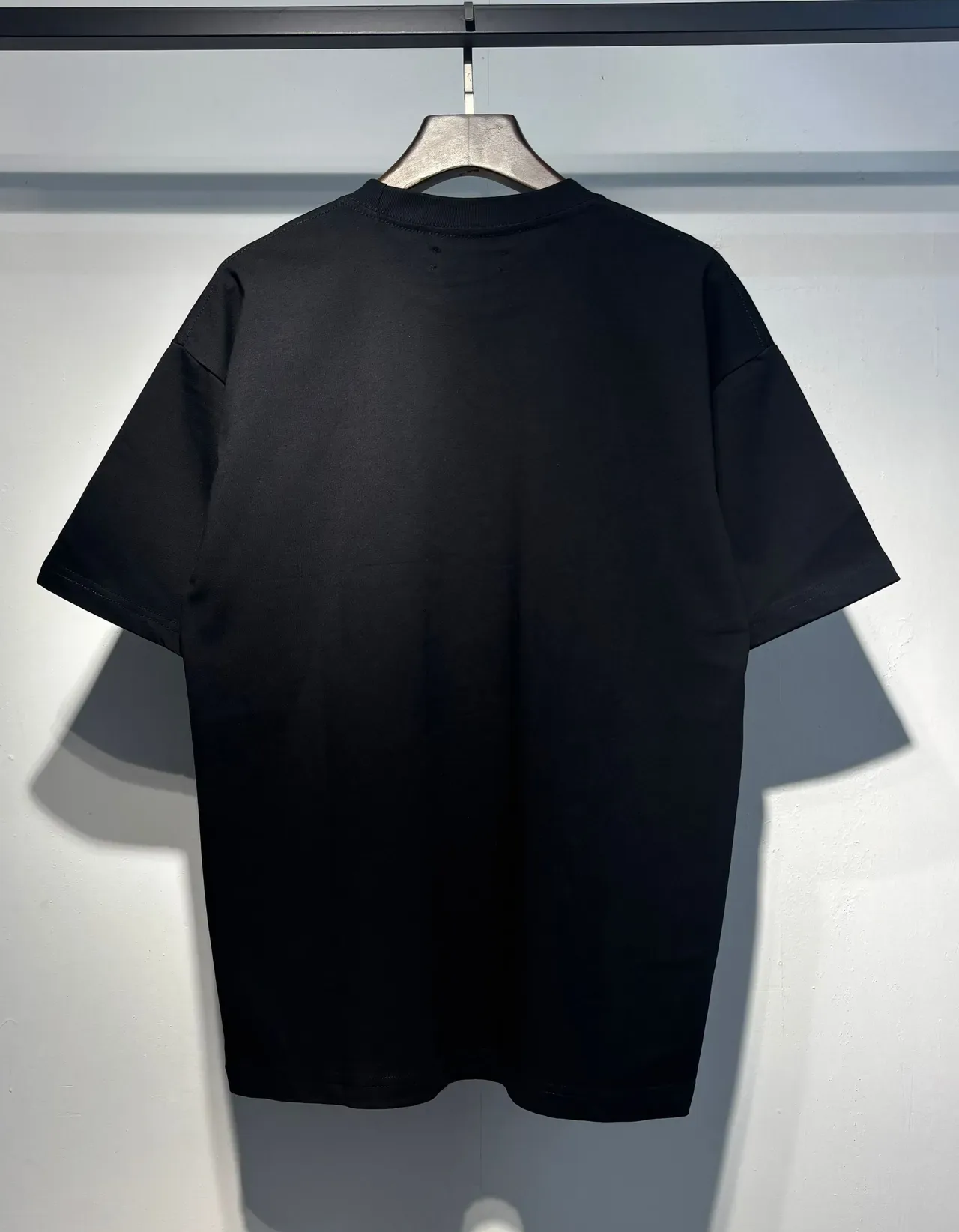 Amiri Black White Graphic Print Vintage Label Aesthetic T-Shirt 5