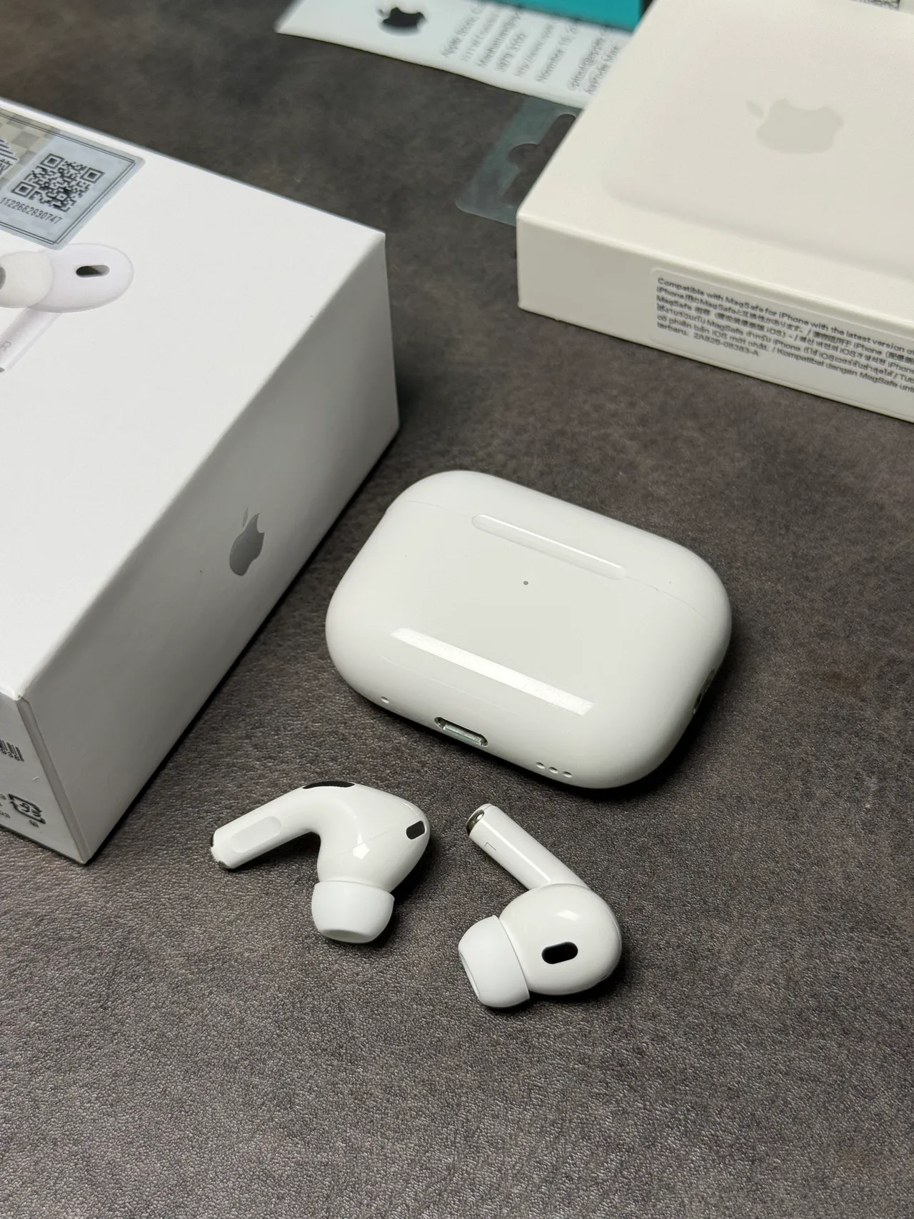 Apple AirPods Pro White Stem-Style Silicone Ear Tips TWS Earbuds 12