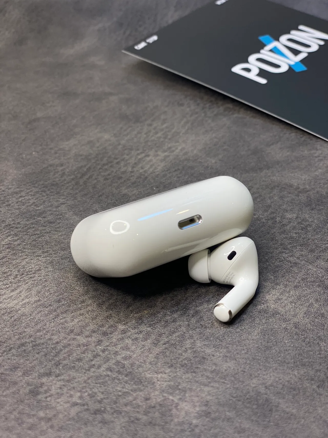 Apple AirPods Pro White Stemless Glossy TWS Earbuds 3