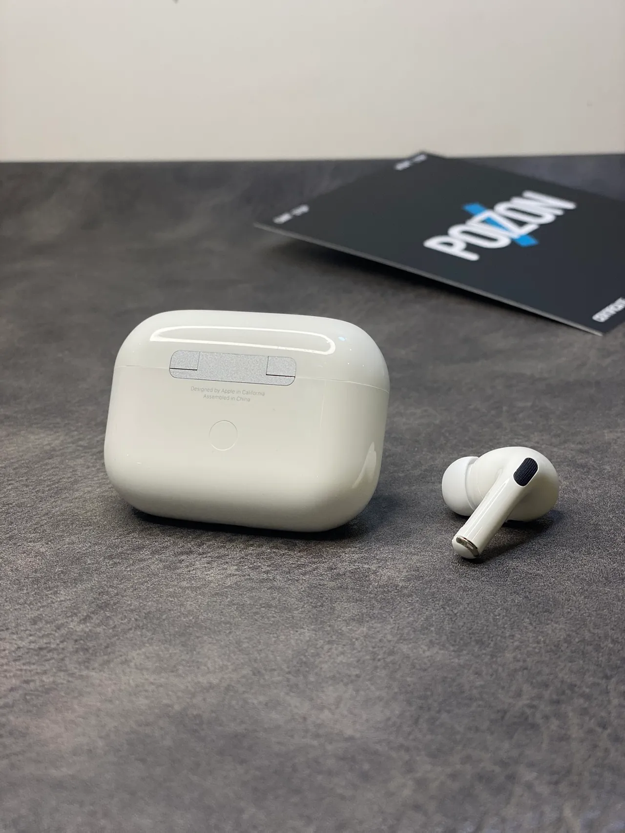 Apple AirPods Pro White Stemless Glossy TWS Earbuds 5