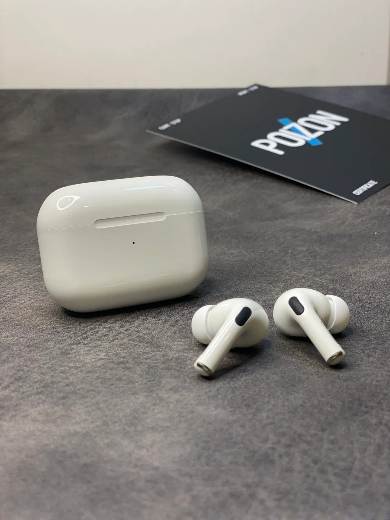 Apple AirPods Pro White Stemless Glossy TWS Earbuds 7