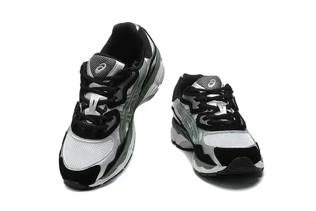 ASICS Black Green Layered Synthetic Cage Mesh Upper Running Shoes 2