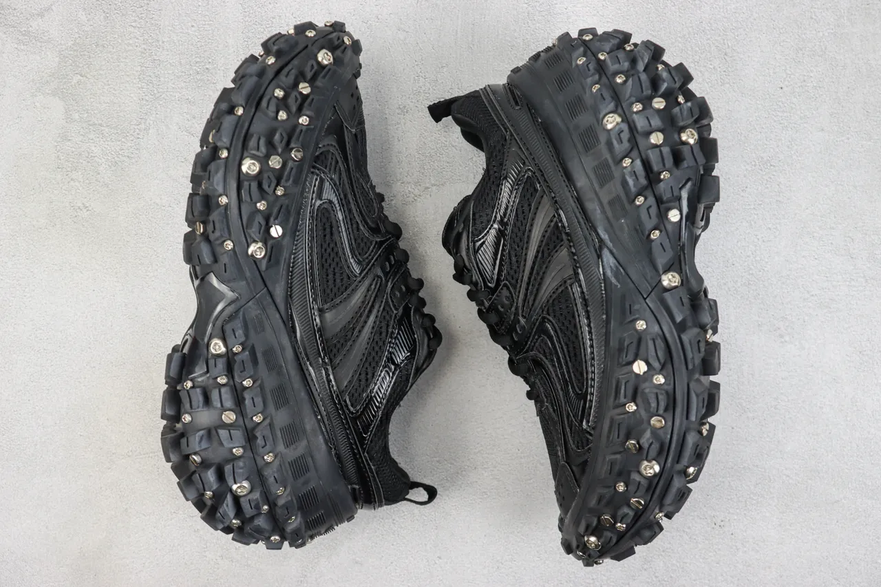 ASICS Black Silver Mesh And Synthetic Upper Oversized Rugged Outsole Chunky Sneakers 2