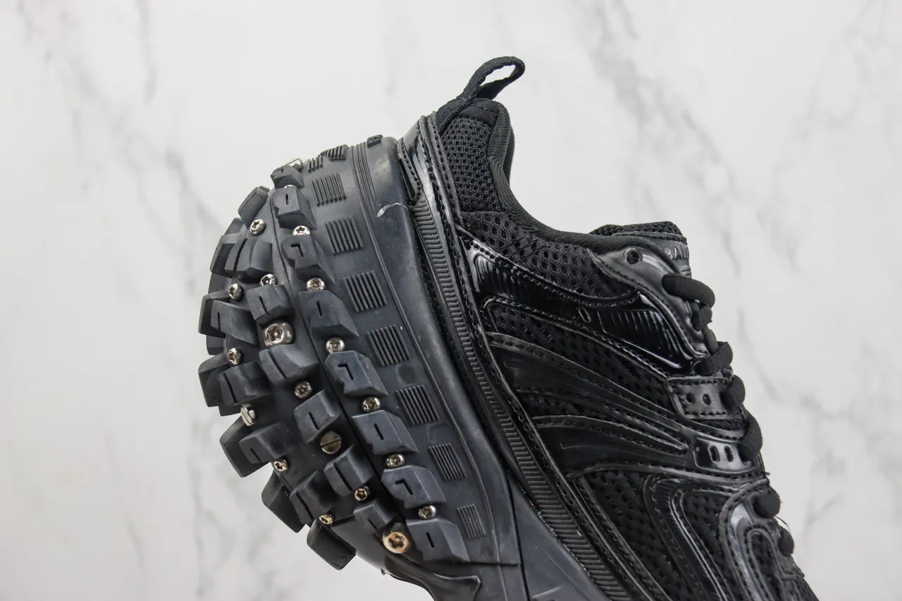 ASICS Black Silver Mesh And Synthetic Upper Oversized Rugged Outsole Chunky Sneakers 5