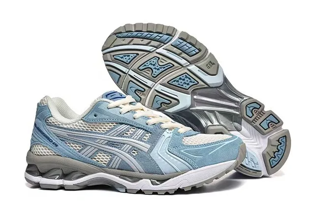 ASICS Chaussures de course bleu blanc maille légère et daim supérieur visible pods de amortissement GEL 4