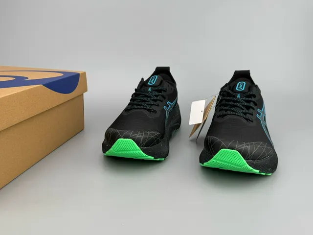 ASICS Gel-Kayano 31 أسود, أزرق, أخضر نيون أحذية جري 4
