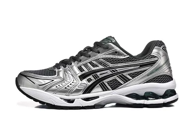 ASICS Gel-Kayano فضي أسود أحذية جري 2