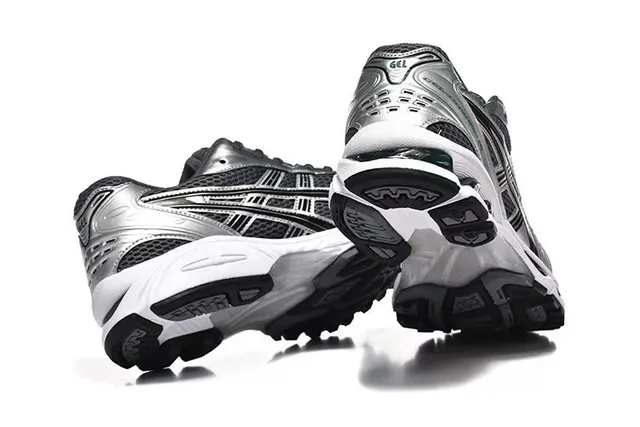 ASICS Gel-Kayano فضي أسود أحذية جري 5