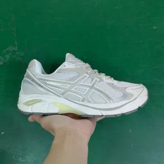 ASICS GT-2160 Off-White and Light Gray Running Shoes