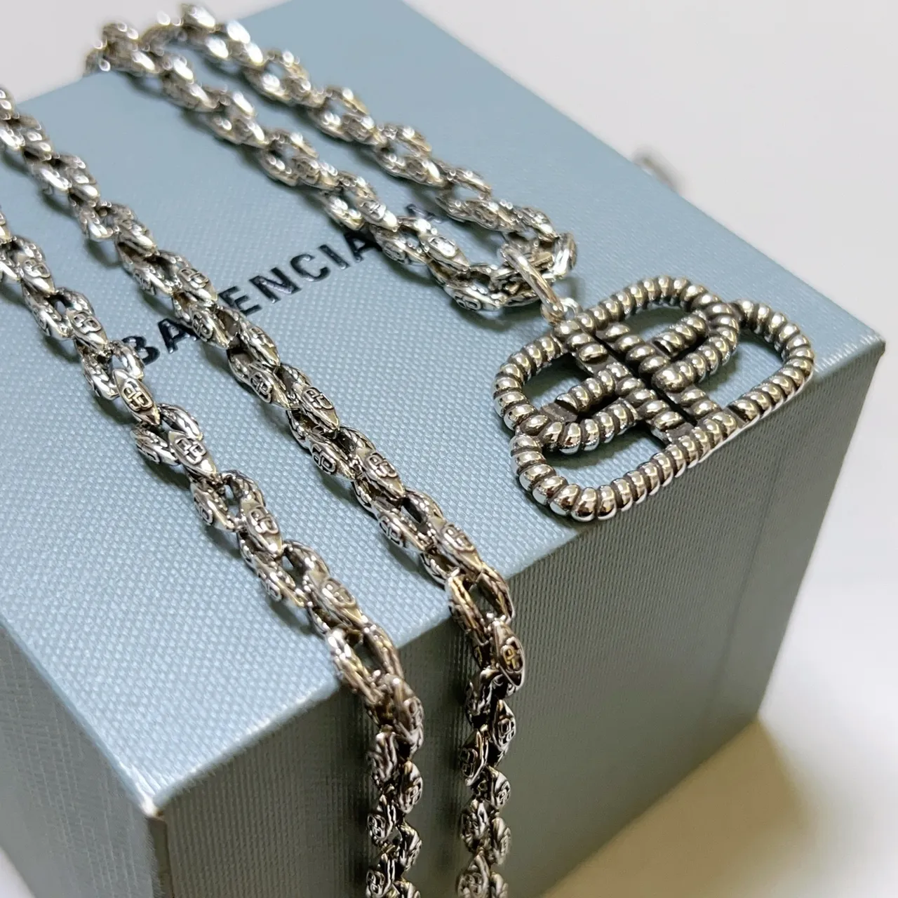 Balenciaga BB Twisted Rope-Link Silver Necklace 9