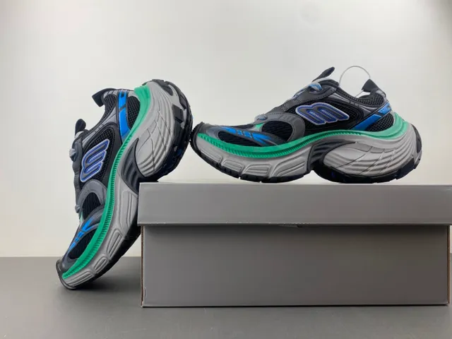 Balenciaga Black Green Oversized Silhouette Multi-Layered Midsole Chunky Sneakers 14
