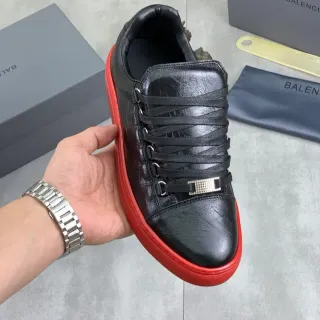 Balenciaga Black Red Crinkled Leather Rubber Sole Lifestyle Sneakers