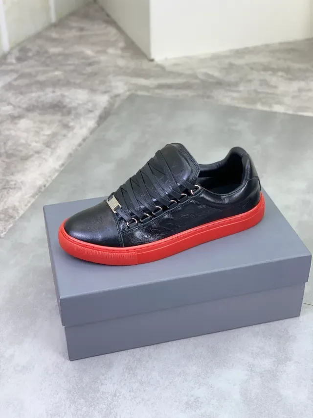 Balenciaga Black Red Crinkled Leather Rubber Sole Lifestyle Sneakers 4