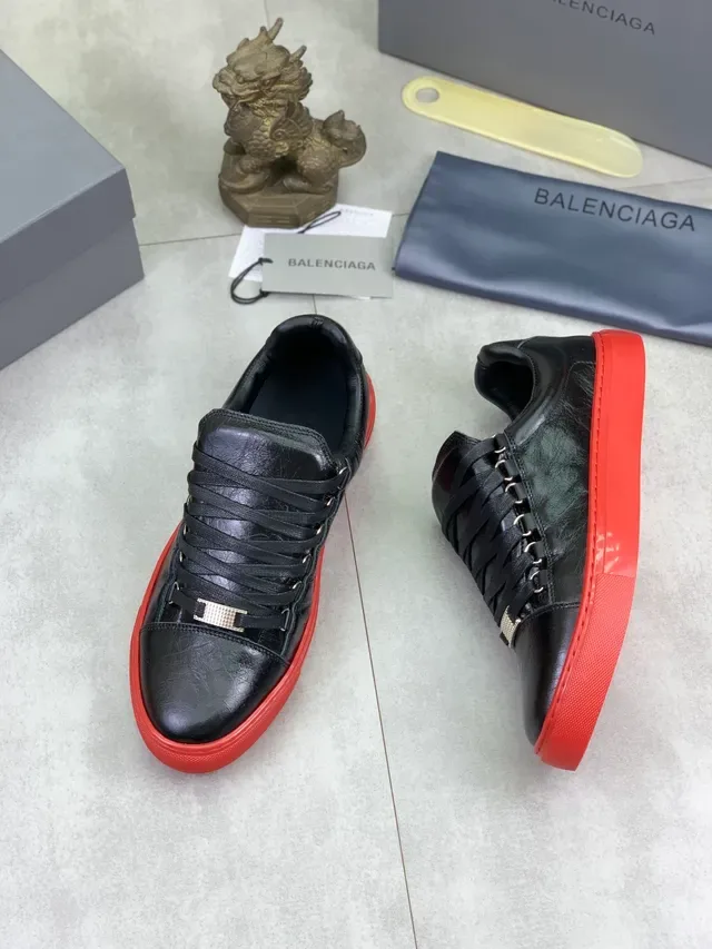 Balenciaga Black Red Crinkled Leather Rubber Sole Lifestyle Sneakers 5
