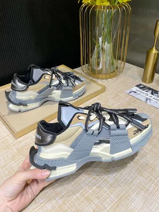 Balenciaga Defender ধূসর বেইজ সোল মাল্টি-স্ট্র্যাপ কেজ চাংকি স্নিকার্স 2