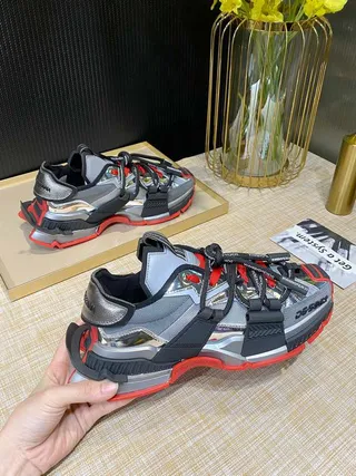 Balenciaga Defender রুপো ধাতবিক কালো লাল চংকি স্নিকার্স 2