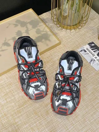 Balenciaga Defender রুপো ধাতবিক কালো লাল চংকি স্নিকার্স 3