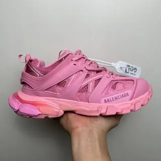 Balenciaga Defender Zapatillas con suela gruesa Rosa Monocromática