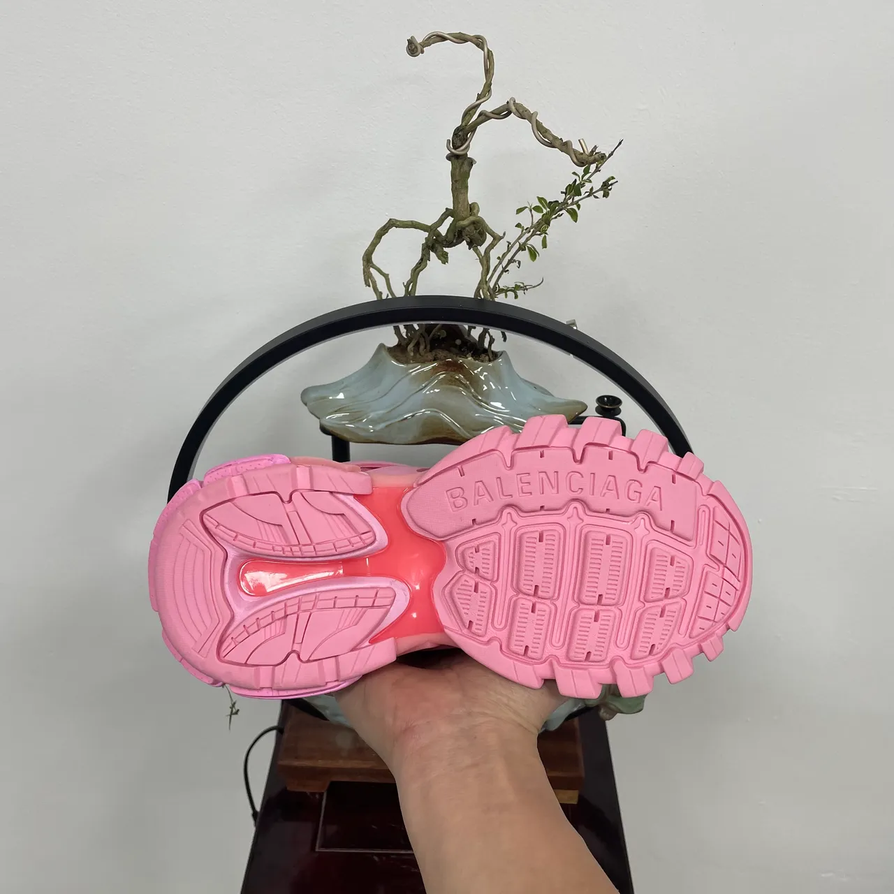 Balenciaga Defender Zapatillas con suela gruesa Rosa Monocromática 7