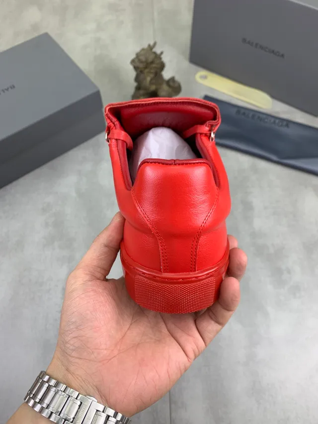 Balenciaga Defender sneakers lifestyle de couro vermelho 3
