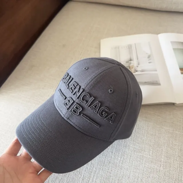 Balenciaga Boné de basebol cinza estruturado de seis painéis logo bordado tonal 7