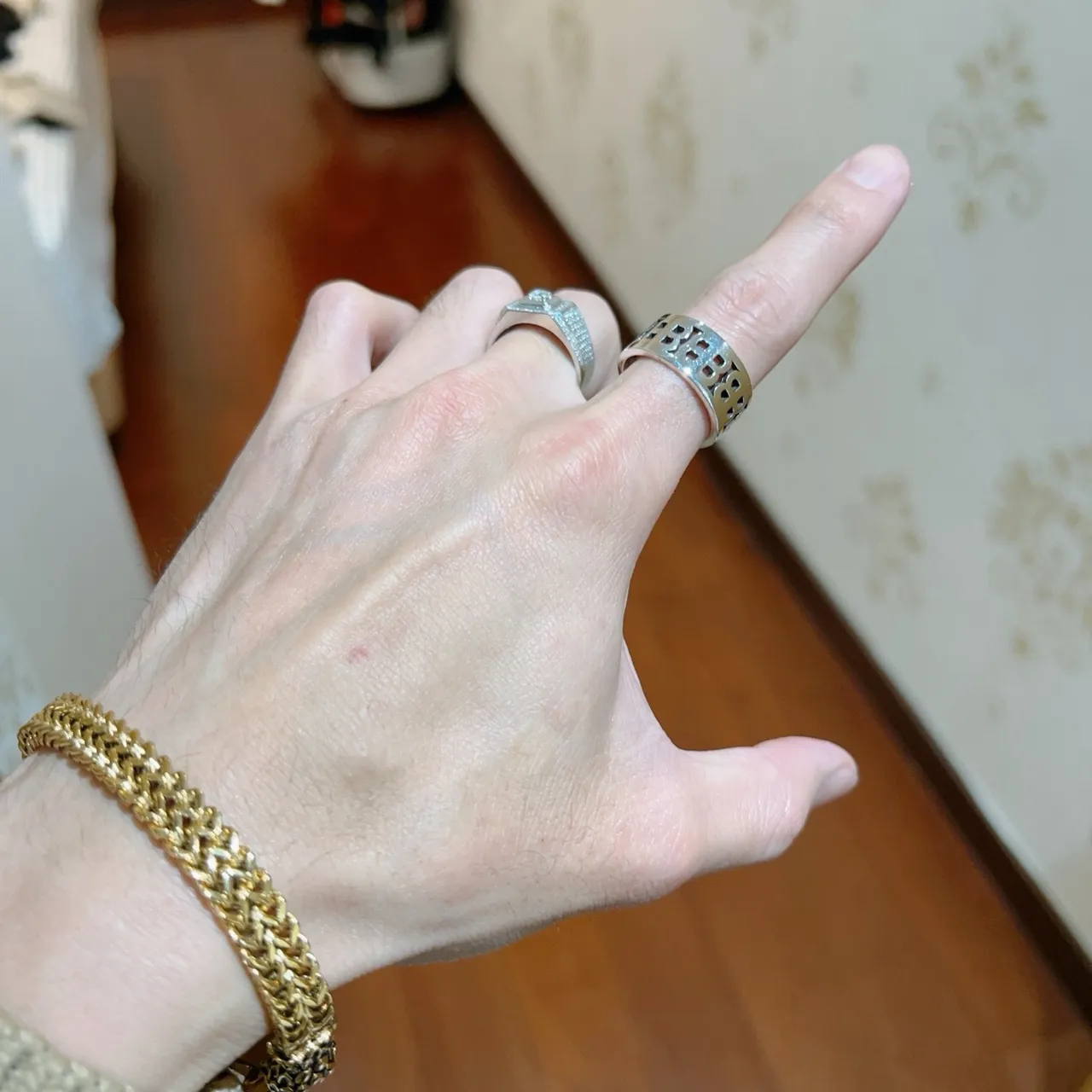 Balenciaga Logo Cut-Out Ring Silver Open-Band Ring 8