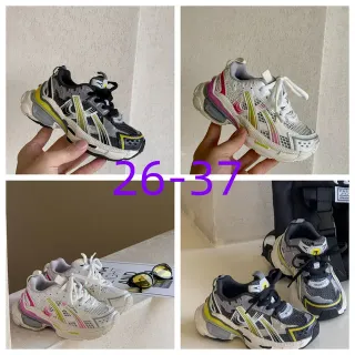 Balenciaga Runner White Black كعب فائق الحجم بناء التداخل الشبكي والصناعي حذاء رياضي سميك