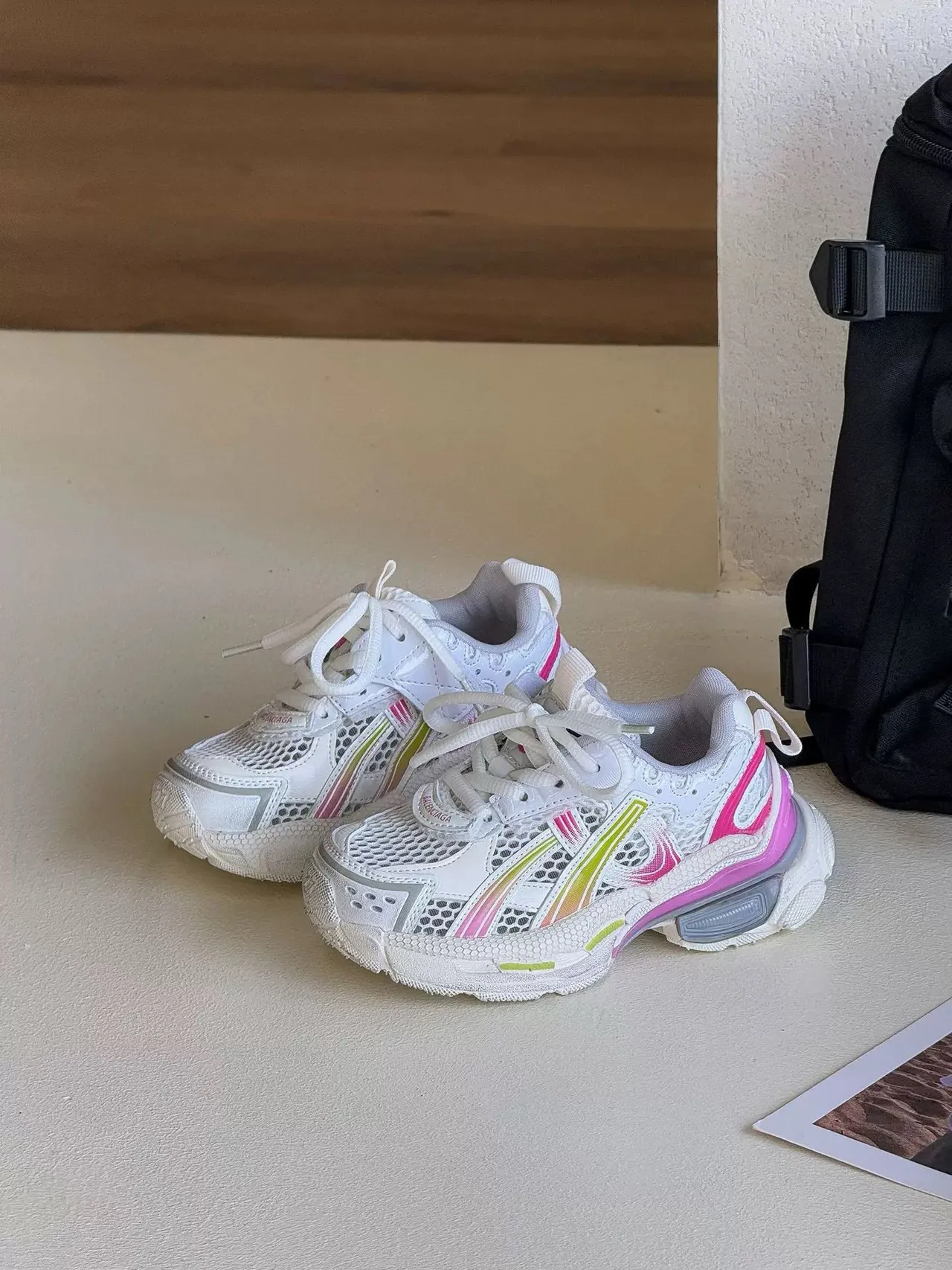 Balenciaga Runner White Black Oversized Sole Mesh-and-Synthetic Overlay Construction Chunky Sneakers 9