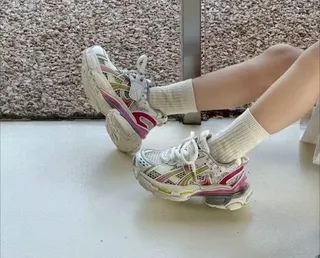 Balenciaga Runner White Black Oversized Sole Mesh-and-Synthetic Overlay Construction Chunky Sneakers 13