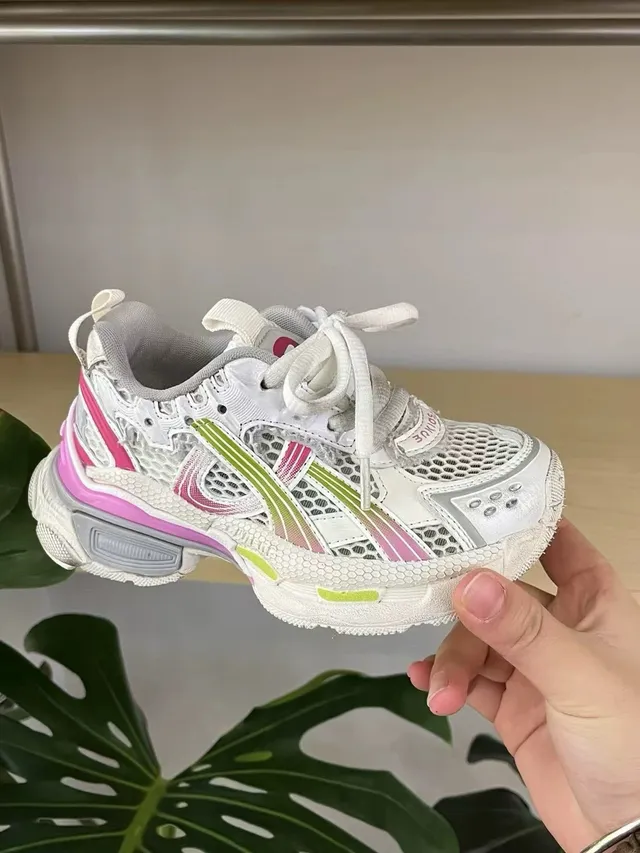 Balenciaga Runner White Black Oversized Sole Mesh-and-Synthetic Overlay Construction Chunky Sneakers 15