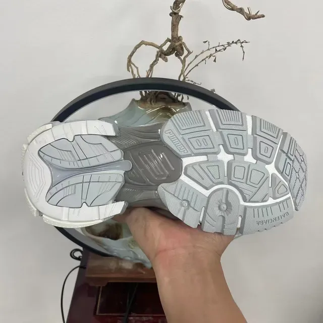 Balenciaga Runner White Silver Metallic Chunky Sneakers 7