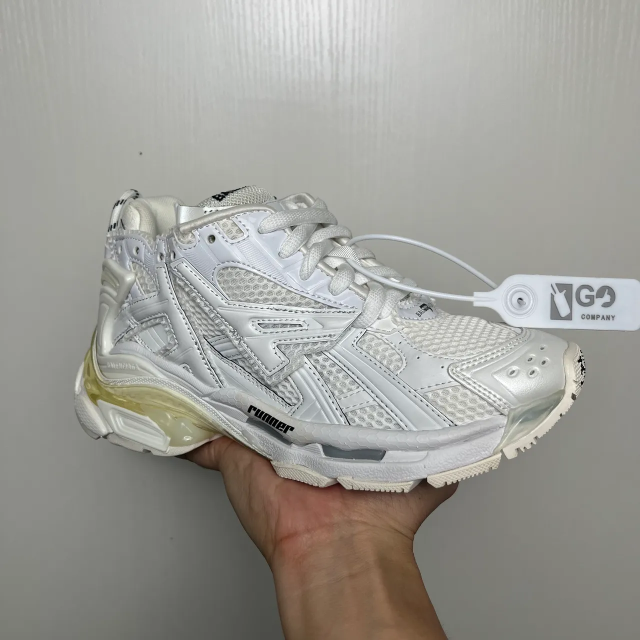 Balenciaga Runner Solado branco transparente camadas de malha e sobreposições sintéticas tênis grossos 2