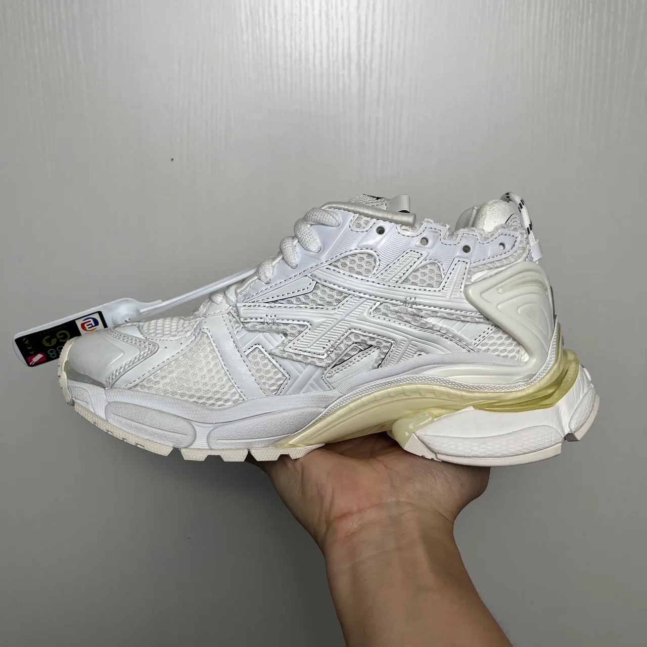 Balenciaga Runner Solado branco transparente camadas de malha e sobreposições sintéticas tênis grossos 3