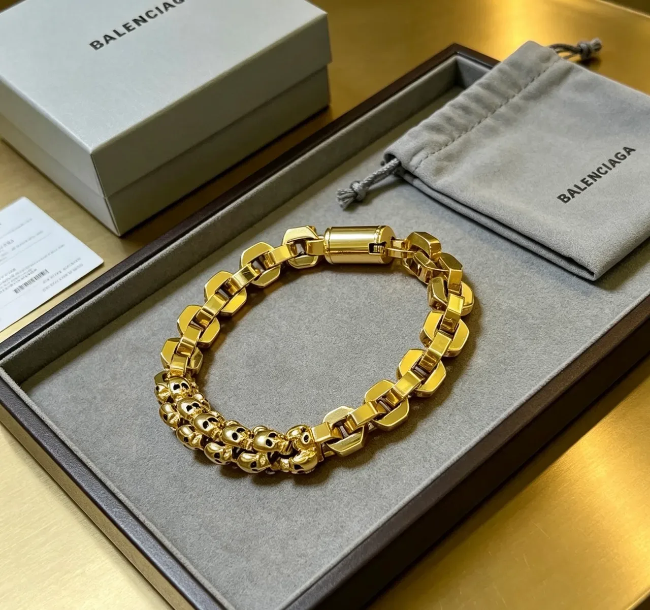 Balenciaga Bracelet Chaîne Crâne Maillons Hexagonaux Or 2