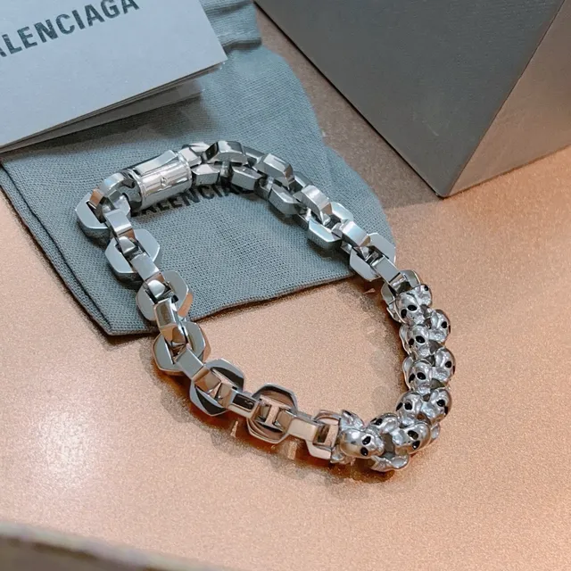 Balenciaga Skull Motif Chunky Link Bracelet 6