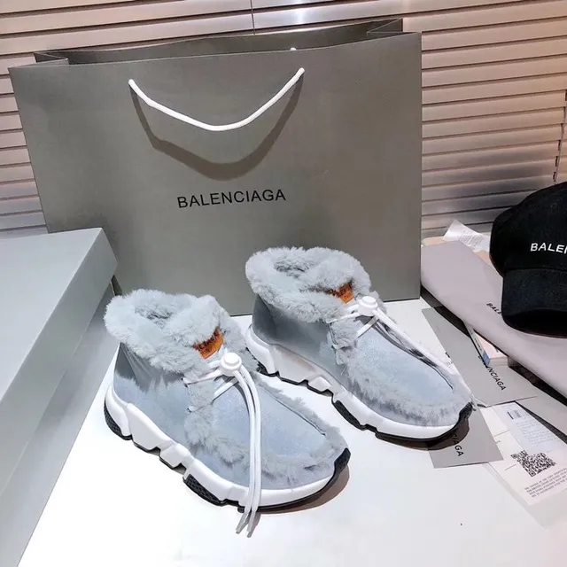 Balenciaga Speed Trainer Chaussures chunky bleu clair gris fausse fourrure 4