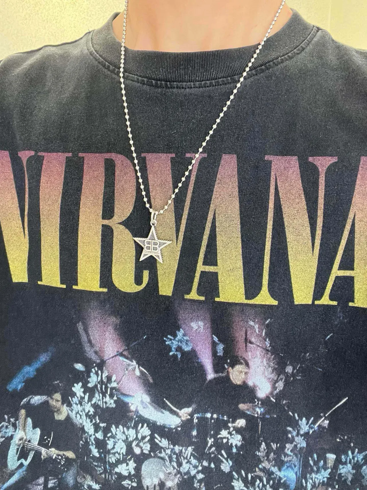 Balenciaga Colar pendentif estrela prata corrente bola preta 5