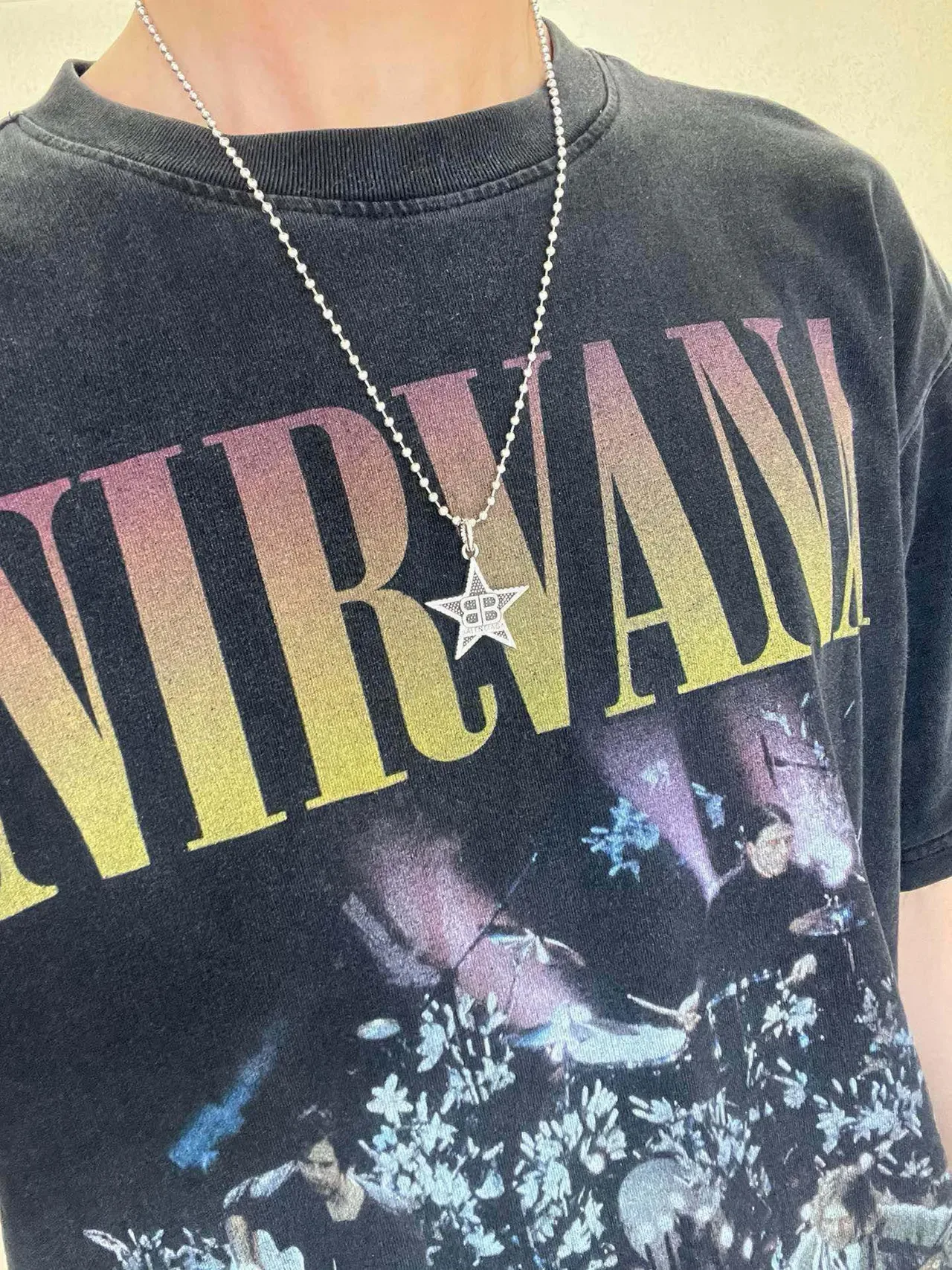 Balenciaga Colar pendentif estrela prata corrente bola preta 8
