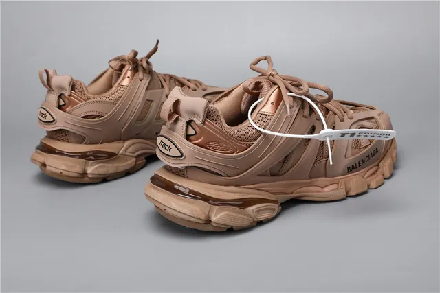 Balenciaga Track Sneaker caqui tênis chunky 3