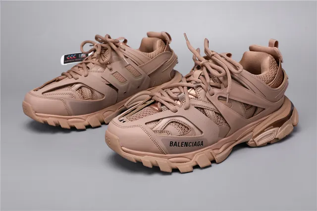 Balenciaga Track Sneaker caqui tênis chunky 5