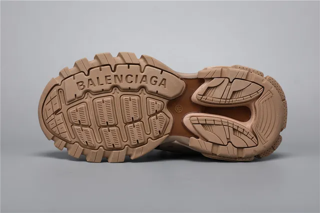 Balenciaga Track Sneaker caqui tênis chunky 6