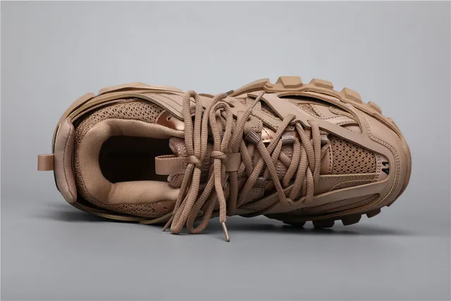 Balenciaga Track Sneaker caqui tênis chunky 7