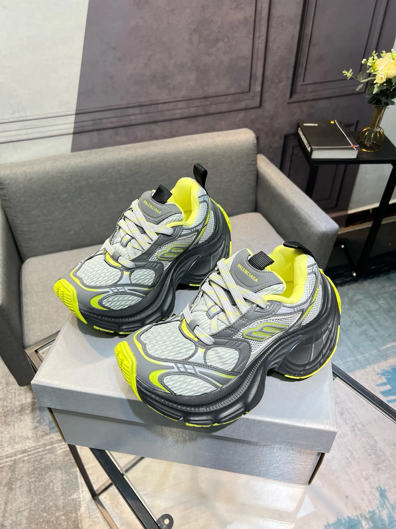 Balenciaga Track Trainer Gris et Jaune Néon Sneakers Chunky 2