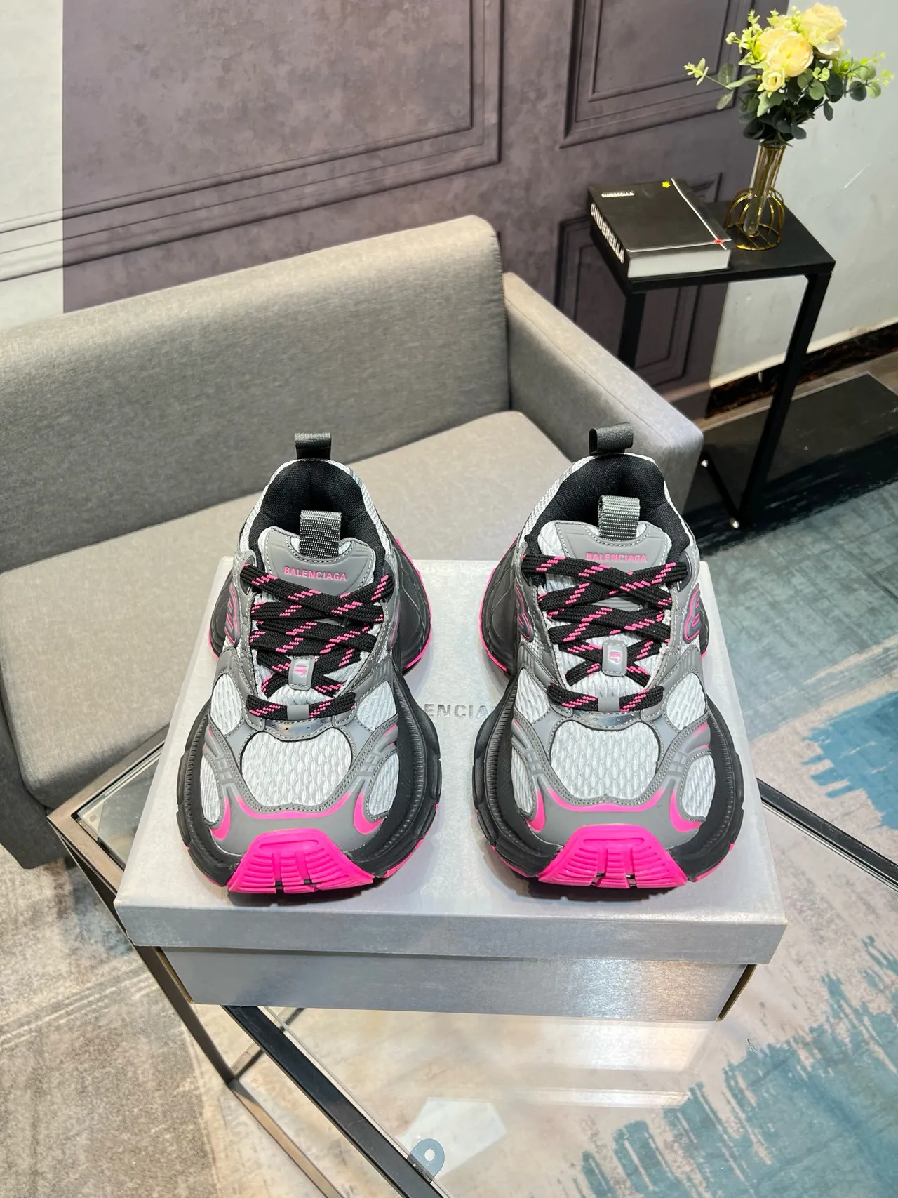 Balenciaga Track Trainer gris noir rose chunky sneakers 2