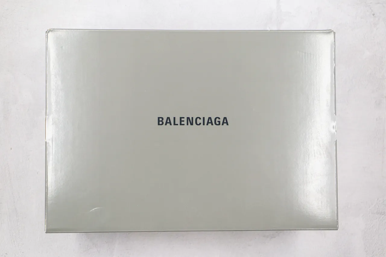 Balenciaga Triple S Tênis Chunky Monocromático Vermelho 9