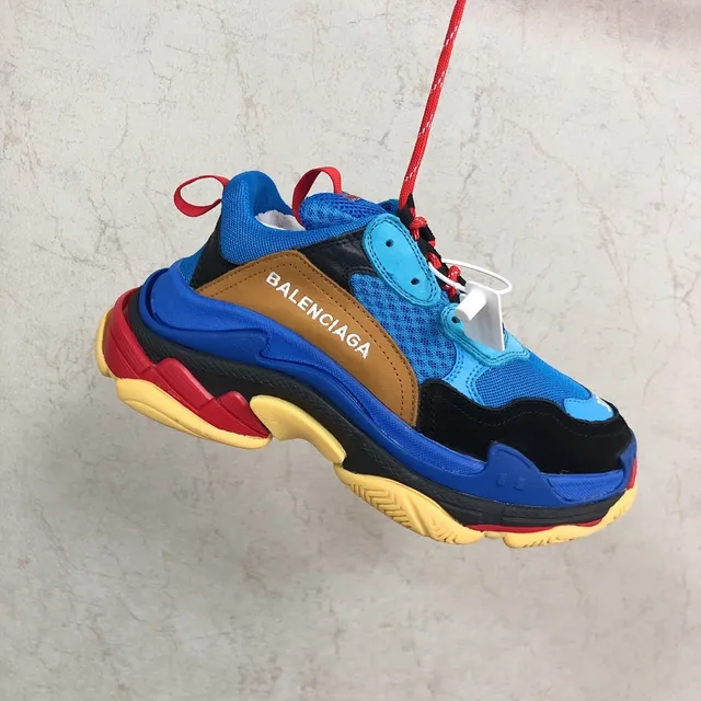 Balenciaga Triple S Multicolor Tênis Chunky 2