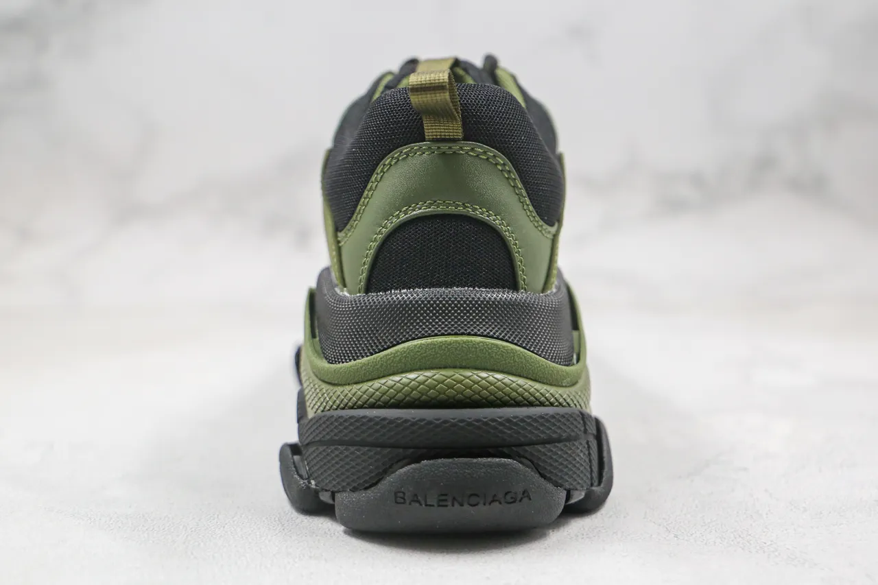Balenciaga Triple S حذاء رياضي سميك أخضر زيتوني وأسود 2