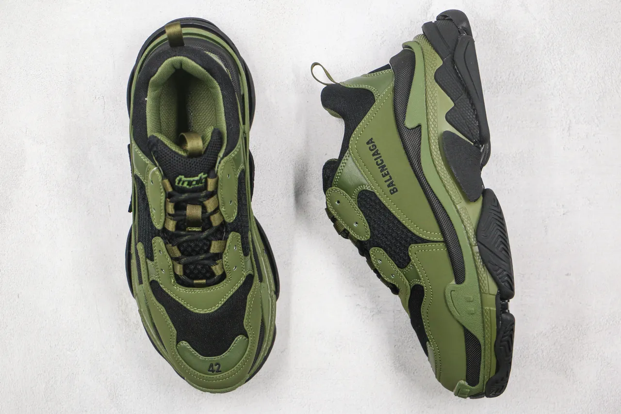 Balenciaga Triple S حذاء رياضي سميك أخضر زيتوني وأسود 8
