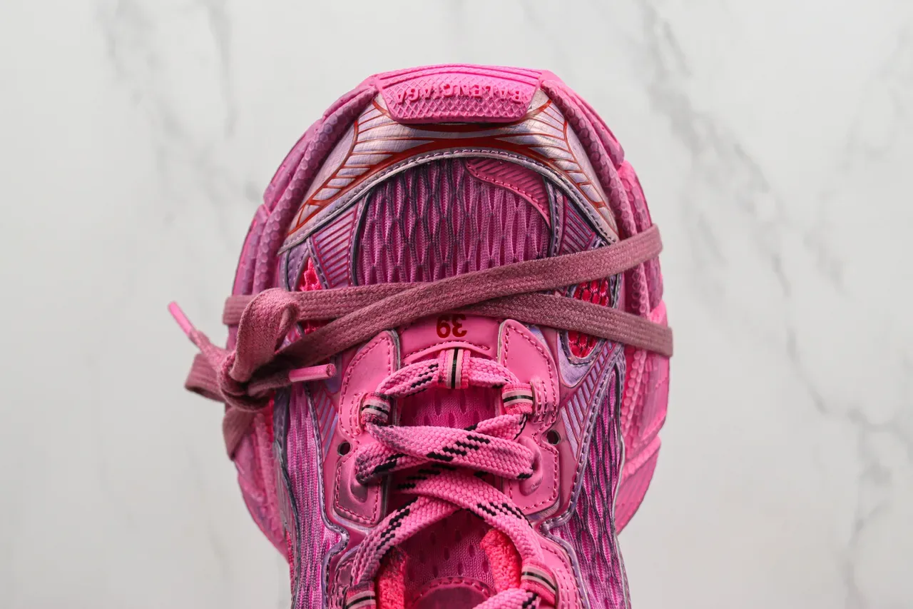 Balenciaga Triple S sneakers chunky semelle rose upper maille superposition synthétique 6