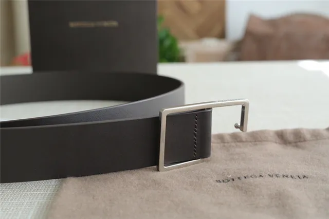 Bottega Veneta Andiamo Ceinture en cuir noir 9